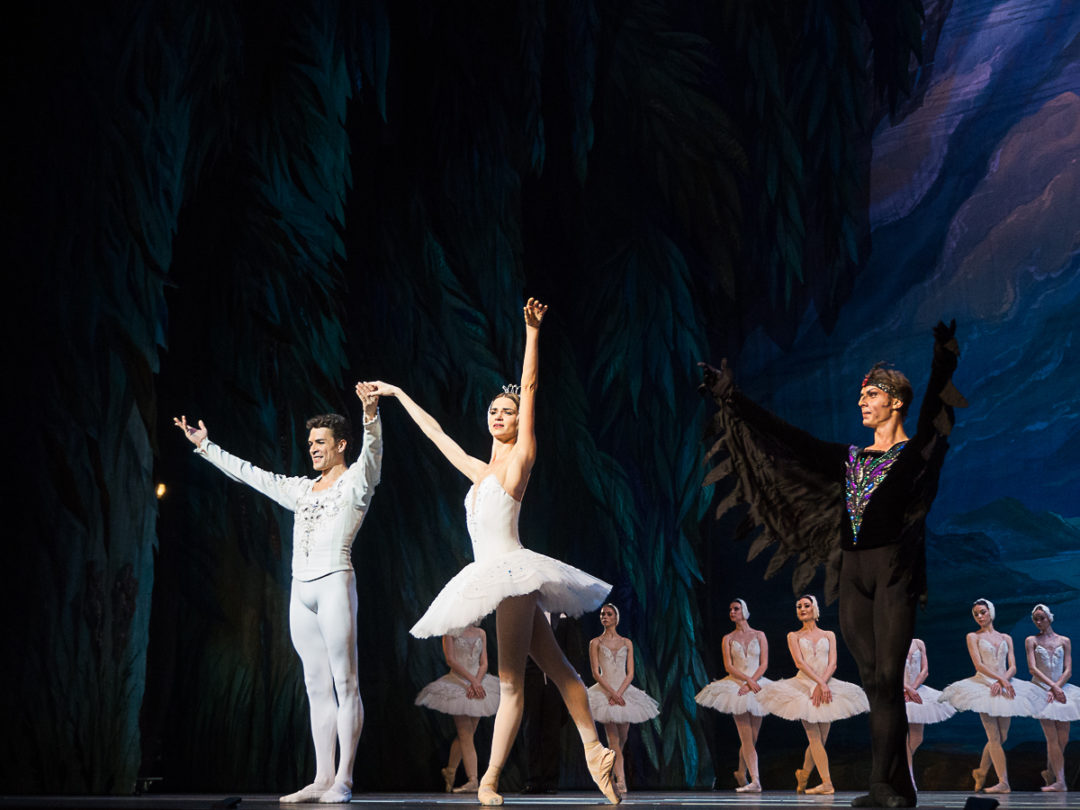 Le Lac Des Cygnes Grand Ballet De Kiev Le Lac des Cygnes – Ballet de l’Opéra National de Kiev (3 janvier